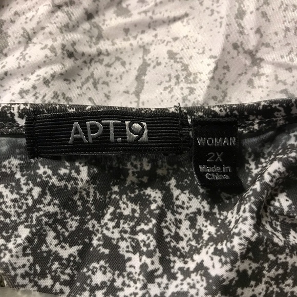 Embellished Knit Top - Picture 7 of 7